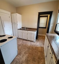 315 E 24th St in Des Moines, IA - Building Photo