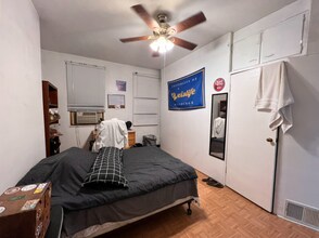 3 Oakland Square in Pittsburgh, PA - Building Photo - Building Photo