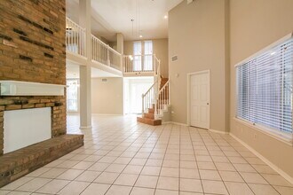 4714 Cashel Castle Dr in Houston, TX - Building Photo - Building Photo
