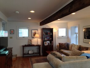 66 Caroline St in Saratoga Springs, NY - Building Photo - Building Photo