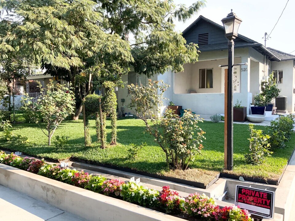 516 Cypress Ave in Pasadena, CA - Building Photo