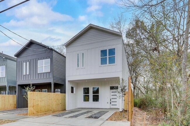 1213 Dewalt St in Houston, TX - Building Photo - Building Photo