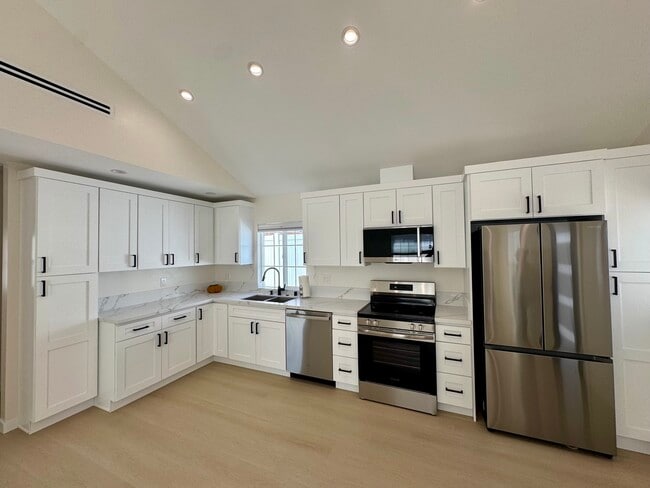 8980 Oswego St in Los Angeles, CA - Building Photo - Building Photo