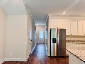 6932 The Pointe in Raleigh, NC - Building Photo - Building Photo