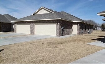 107 Ashley dr in Edmond, OK - Building Photo