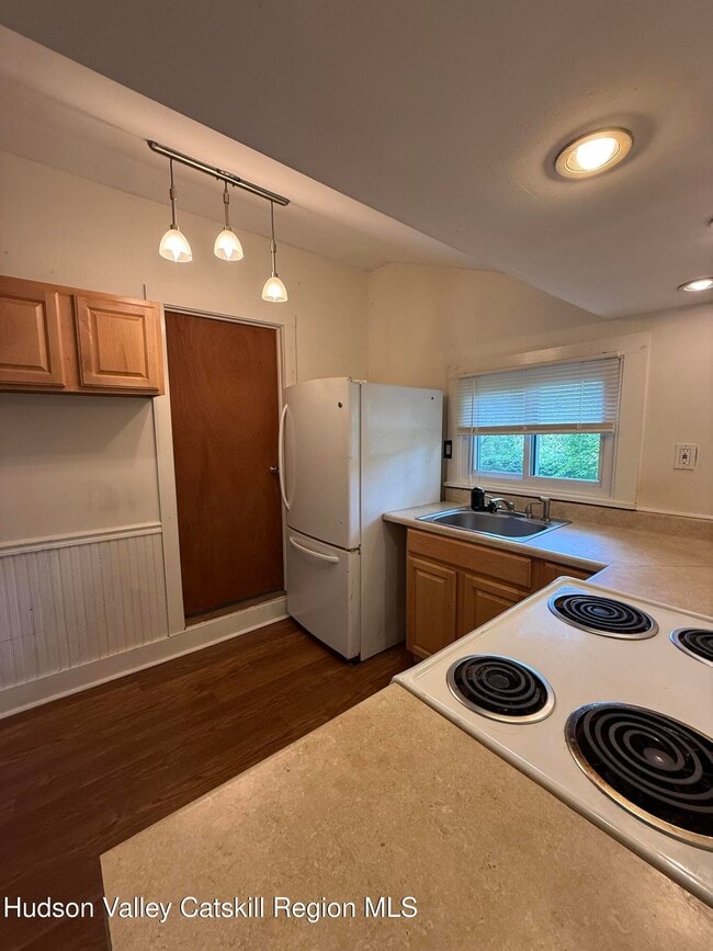 123 Queens Hwy in Kerhonkson, NY - Building Photo - Building Photo
