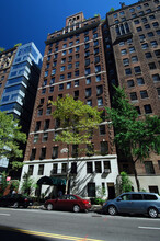 447 E 57th St in New York, NY - Foto de edificio - Building Photo