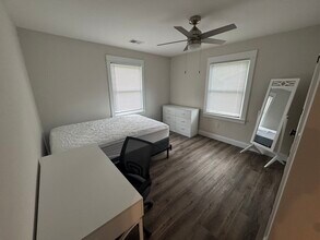 110 Friendship Cir in Winston-Salem, NC - Foto de edificio - Building Photo