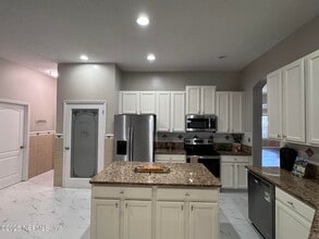854 Wilmington Ln in Orange Park, FL - Building Photo - Building Photo