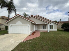 5233 Rosen Blvd in Boynton Beach, FL - Building Photo
