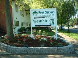 Four Season Townhouses Apartments