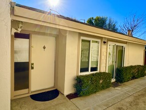 5306 Sigrid Way in San Jose, CA - Foto de edificio - Building Photo