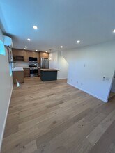 109-109 N Santa Rosa St in Ventura, CA - Building Photo - Building Photo