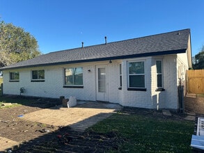 3214 White Sail in League City, TX - Building Photo - Building Photo