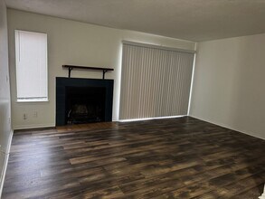 5510 S Gold St in Wichita, KS - Building Photo - Building Photo