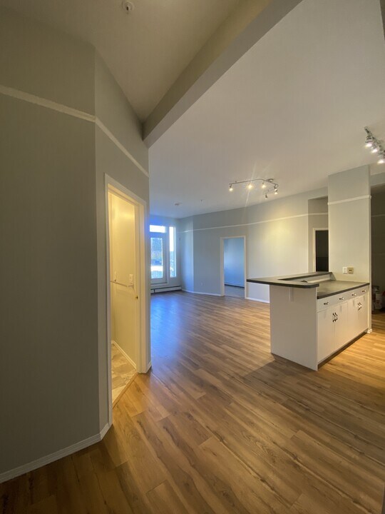 1410-1412 2 St SW in Calgary, AB - Building Photo