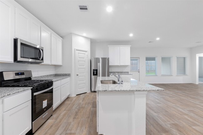 property at 7418 Elm Lndg Ln