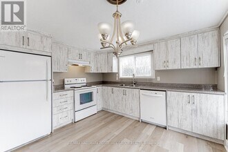 20 Sarna Dr in Tiny, ON - Building Photo - Building Photo