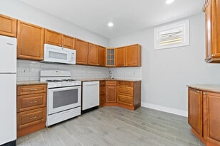 114 Littleton Ave in Newark, NJ - Building Photo