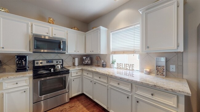property at 1321 Paige St