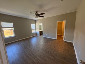 3960 Wensledale Dr in Schertz, TX - Building Photo - Building Photo