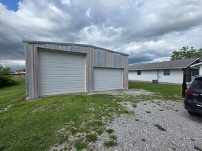 424 N West St in Perryville, MO - Building Photo - Building Photo