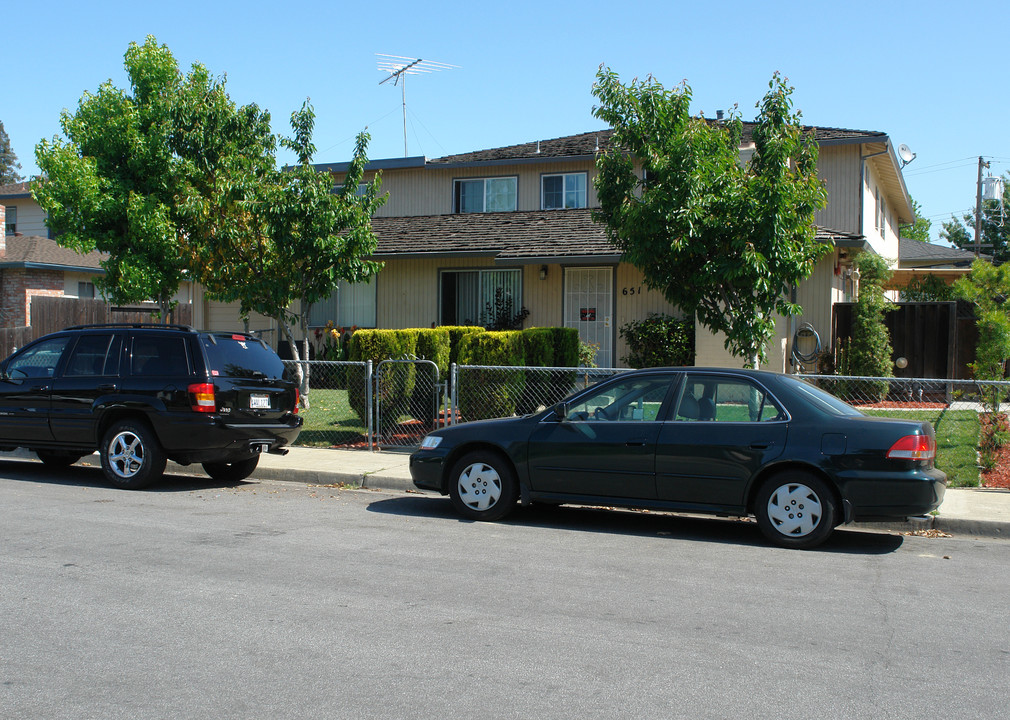 651 Azara Pl in Sunnyvale, CA - Building Photo