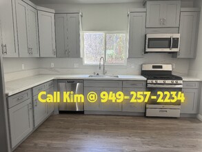 4914 E Gayann Dr in Anaheim, CA - Building Photo - Building Photo