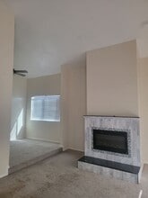 522 Dawn Dr in Manteca, CA - Building Photo - Building Photo