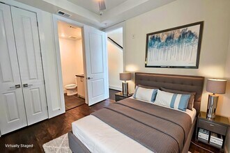 2401 Crawford St in Houston, TX - Foto de edificio - Building Photo