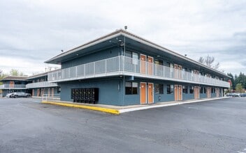 Valley View Homes in Centralia, WA - Building Photo - Building Photo