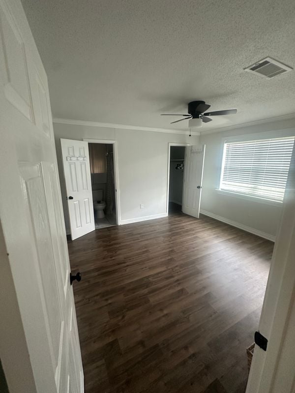 2049 Tuskegee Dr in Marrero, LA - Building Photo - Building Photo