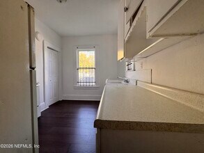 3728 Silver St in Jacksonville, FL - Building Photo - Building Photo