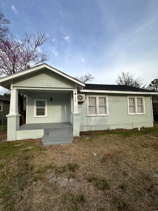 4222 Chennault Ave in Jackson, MS - Building Photo