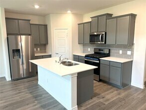 6221 Pensby Dr in Aubrey, TX - Building Photo - Building Photo