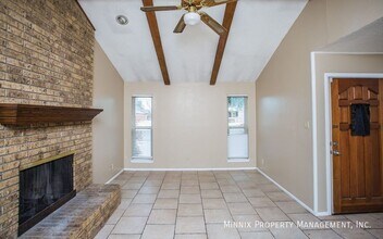 4800 Dentcrest Dr in Midland, TX - Building Photo - Building Photo