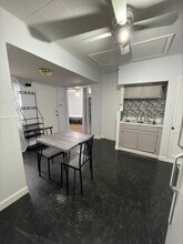 2823 S Loomis St in Chicago, IL - Building Photo - Building Photo