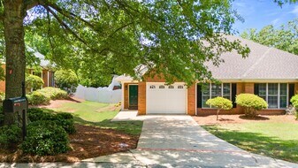 1620 Over Cup Cir in Auburn, AL - Building Photo