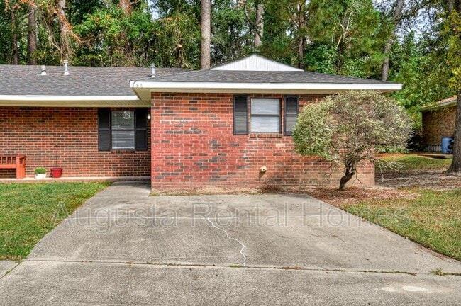 318 Old Plantation Rd in Augusta, GA - Building Photo - Building Photo