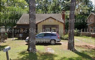 711 Westmead St in Dothan, AL - Building Photo