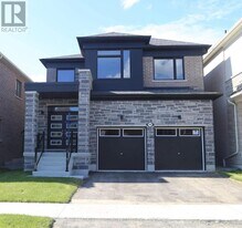 1442 Mourning Dove Ln in Pickering, ON - Building Photo