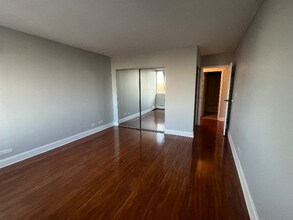 2200 S Stewart Ave in Lombard, IL - Building Photo - Building Photo