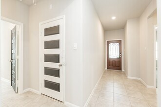 2031 Stella Pne Dr in Tomball, TX - Building Photo - Building Photo