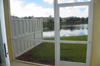 1400 Mariposa Cir in Naples, FL - Building Photo - Building Photo