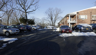 Palmer House in New Rochelle, NY - Building Photo - Building Photo