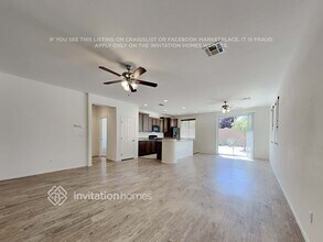 10427 Val Piora St in Las Vegas, NV - Building Photo - Building Photo