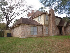 18611 Candleview Dr in Spring, TX - Building Photo - Building Photo