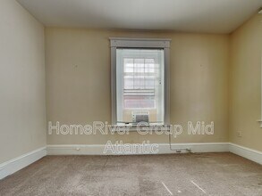 1300 35th St NW in Washington, DC - Building Photo - Building Photo