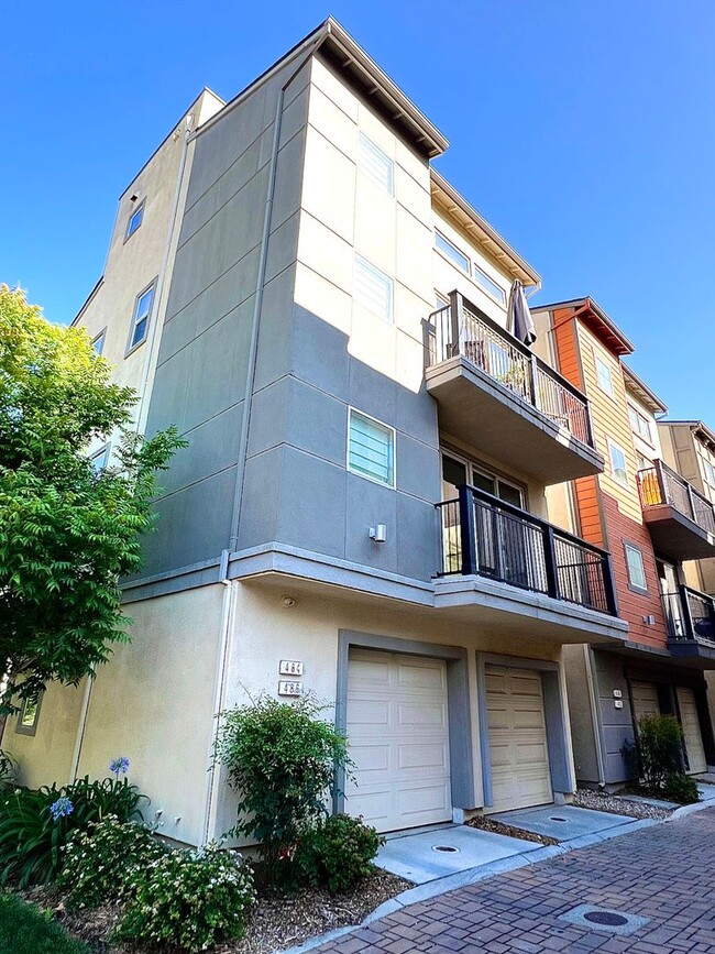property at 484 Tailoff Ln