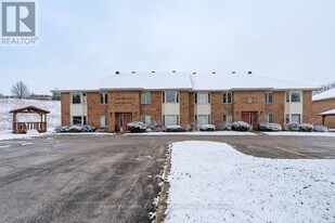 159 Church St in Penetanguishene, ON - Building Photo